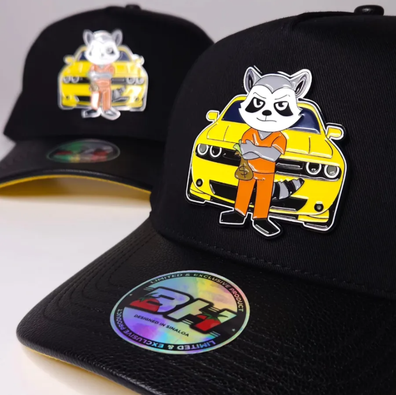 Gorra Markitos Toys El Mapache Y El Challenger Negra